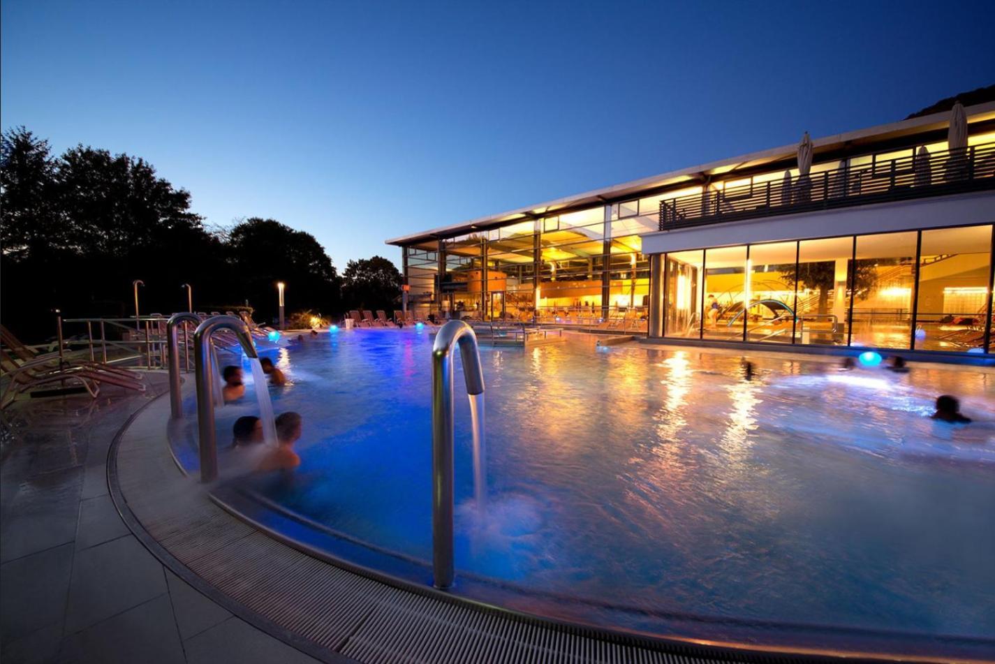 Erholungs- Apartment Am Kurpark & Therme Bad Urach Eksteriør billede