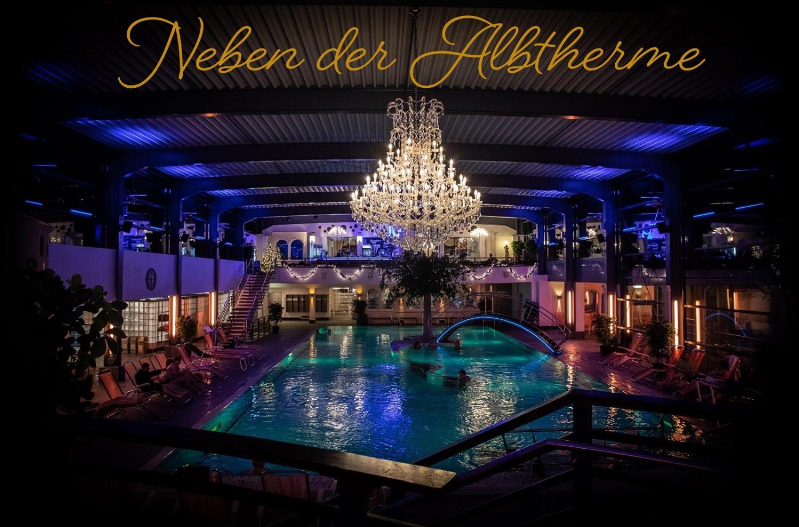 Erholungs- Apartment Am Kurpark & Therme Bad Urach Eksteriør billede